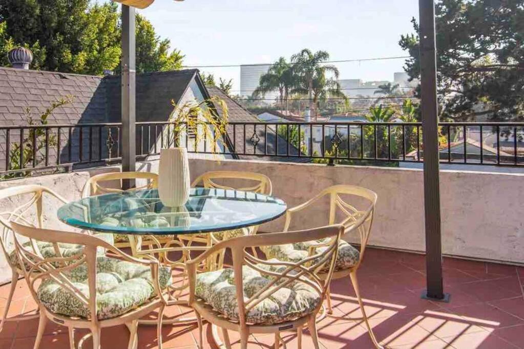 The Spanish Hideaway ロサンゼルス エクステリア 写真