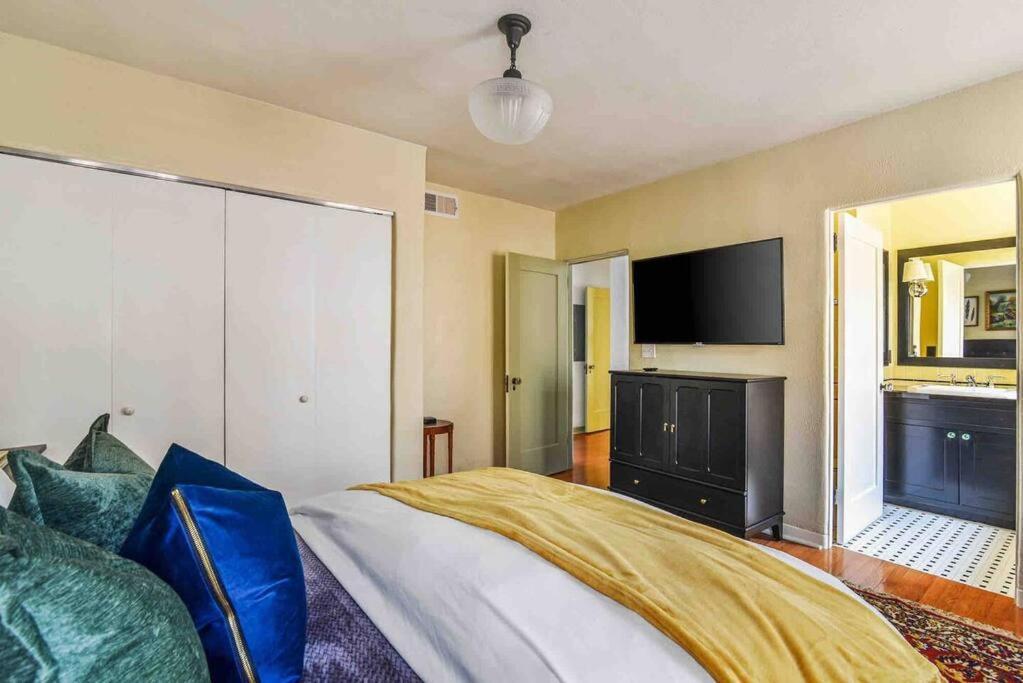 The Spanish Hideaway ロサンゼルス エクステリア 写真