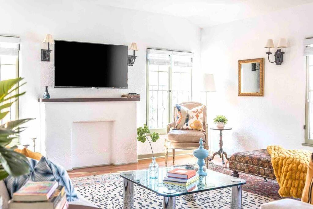 The Spanish Hideaway ロサンゼルス エクステリア 写真