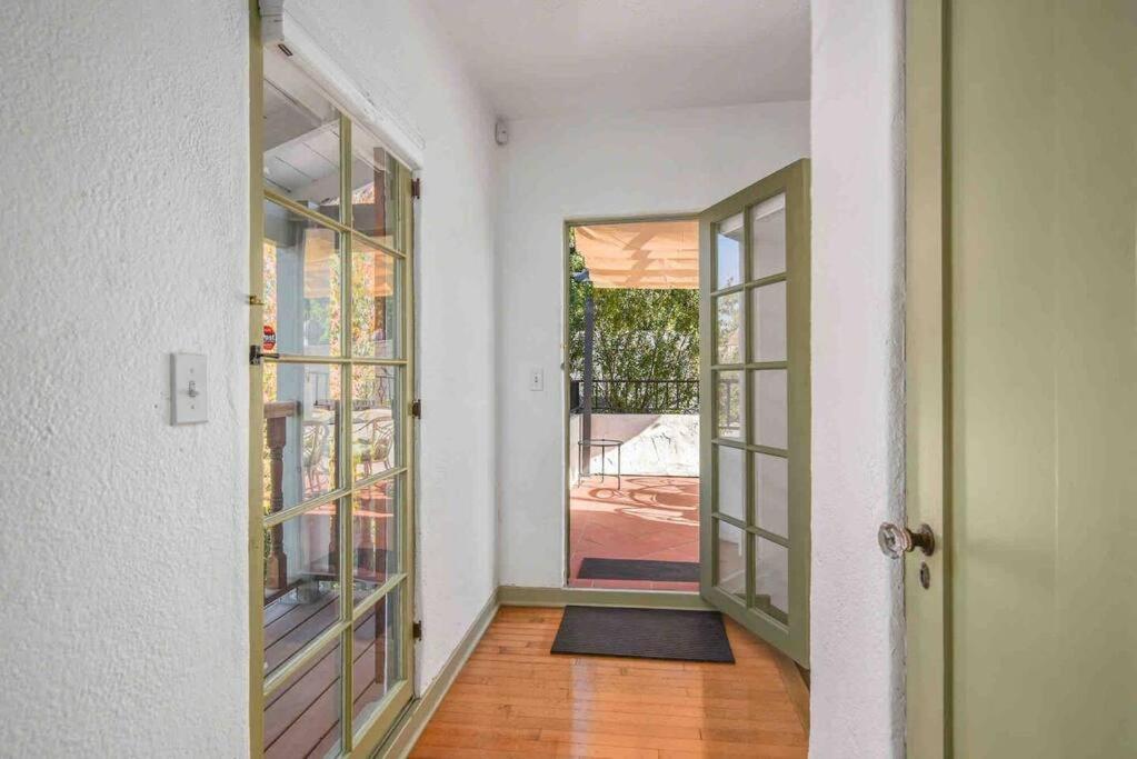 The Spanish Hideaway ロサンゼルス エクステリア 写真