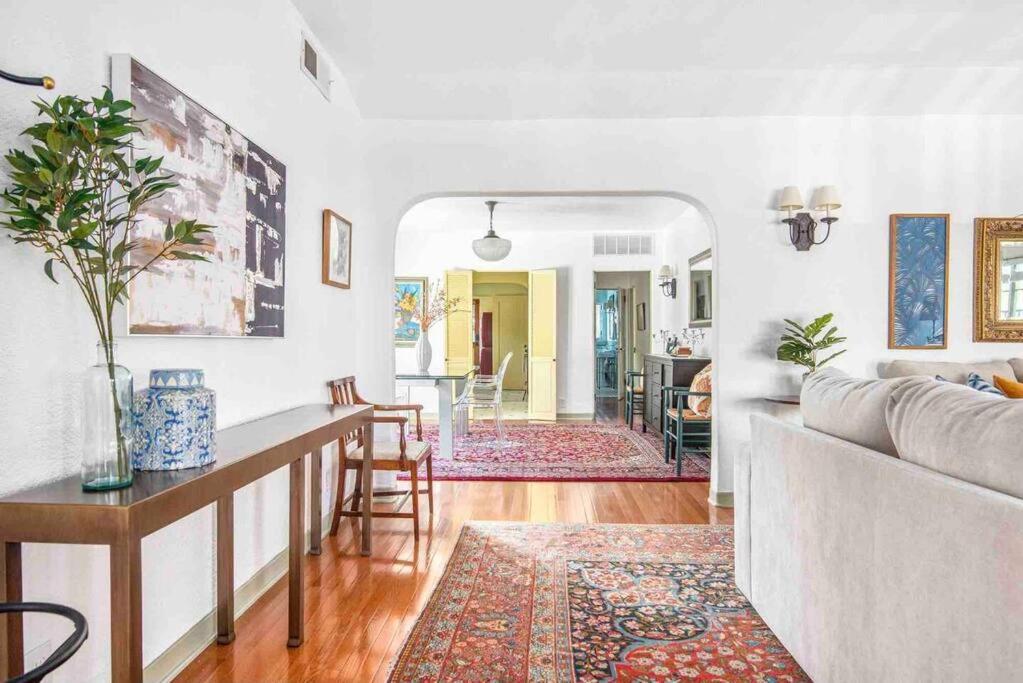 The Spanish Hideaway ロサンゼルス エクステリア 写真